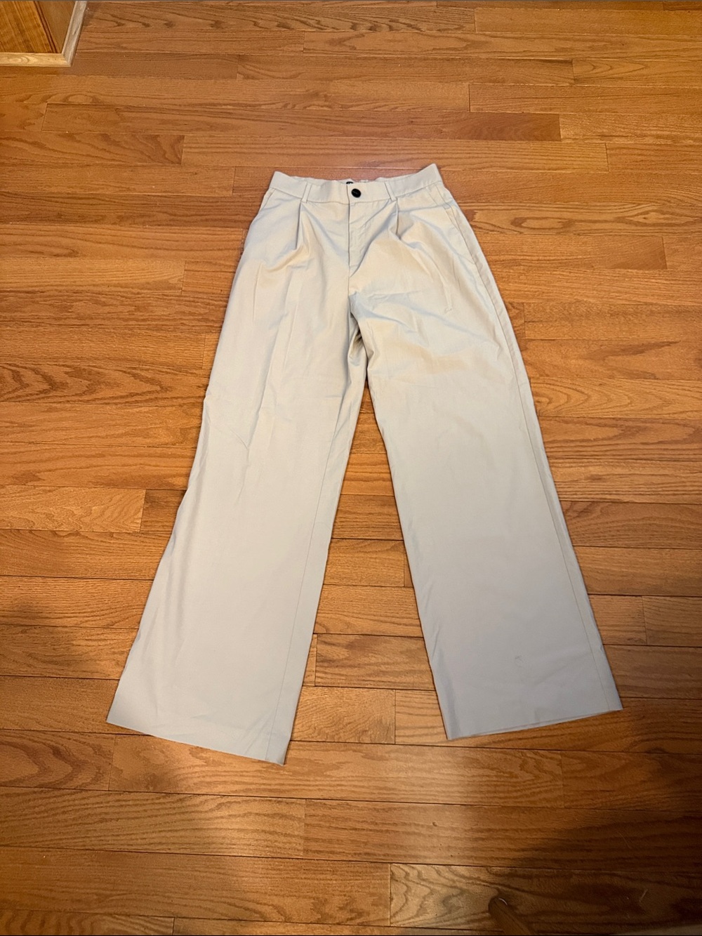 Women’s Zara Light Beige Tailored High-Waist Trousers size medium